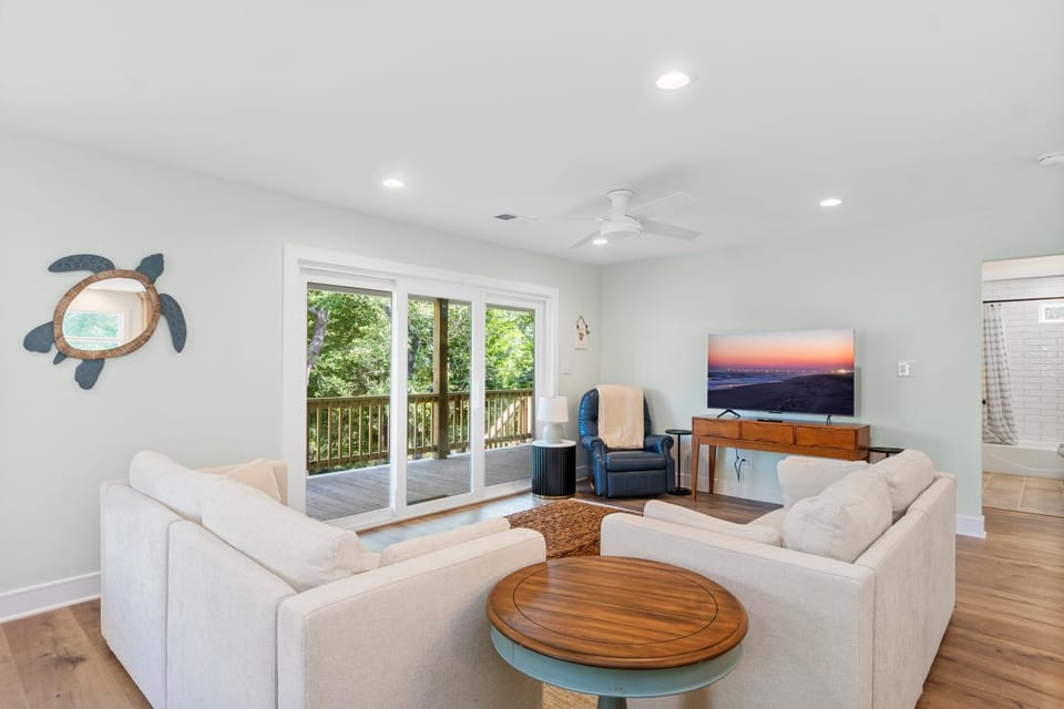 High Tide Hideaway by Emerald Isle Realty House in Emerald Isle