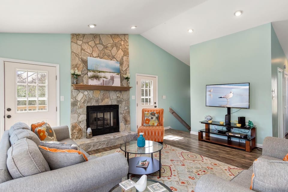 Indigo Horizon by Emerald Isle Realty House in Emerald Isle