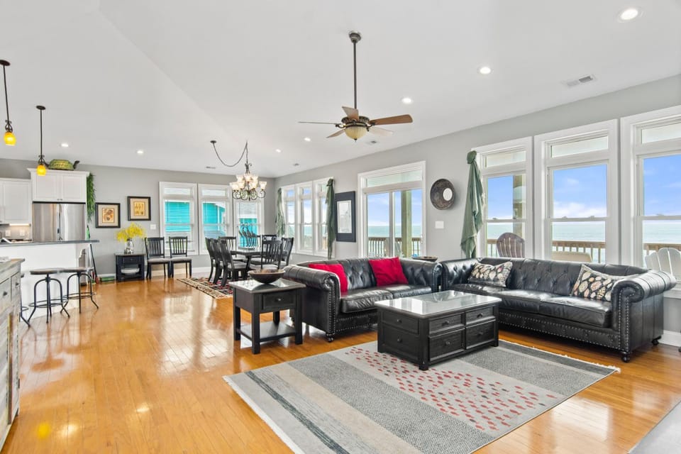 Luxury Sands by Emerald Isle Realty House in Emerald Isle