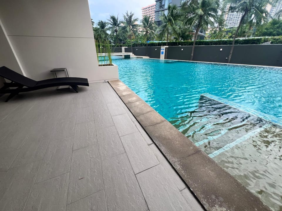 Day, Pool view, Swimming pool, Swimming pool, sunbed