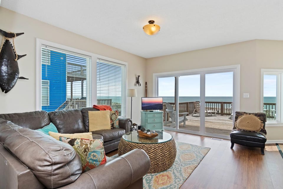 Sun Life East by Emerald Isle Realty House in Emerald Isle
