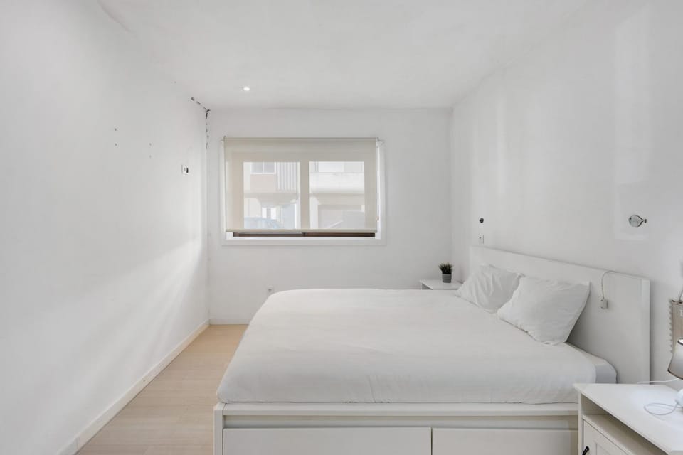 Living room, Bedroom
