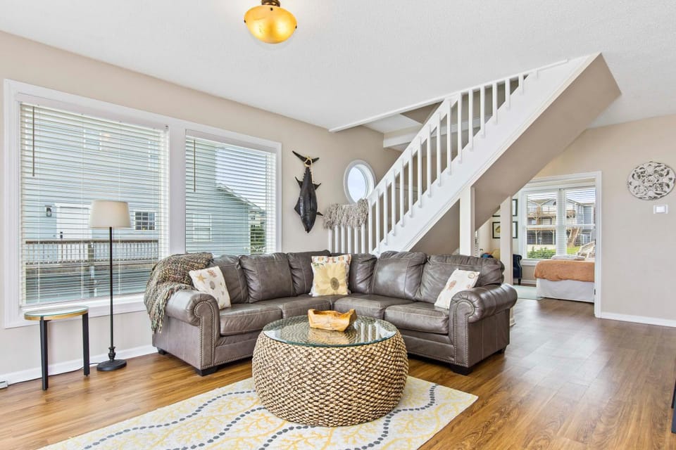 Sun Life West by Emerald Isle Realty House in Emerald Isle