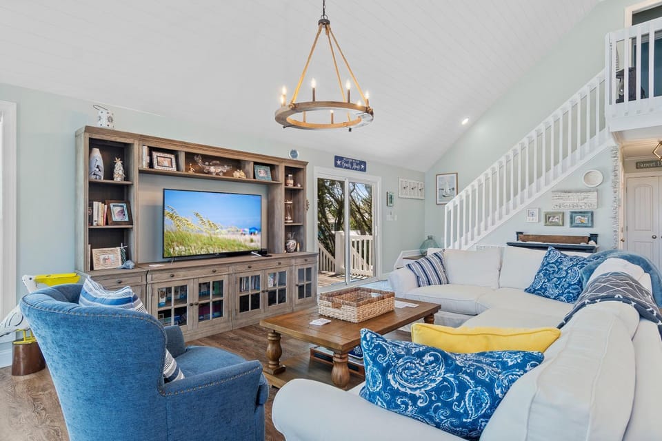 Sweet Dreams Beach House by Emerald Isle Realty House in Emerald Isle