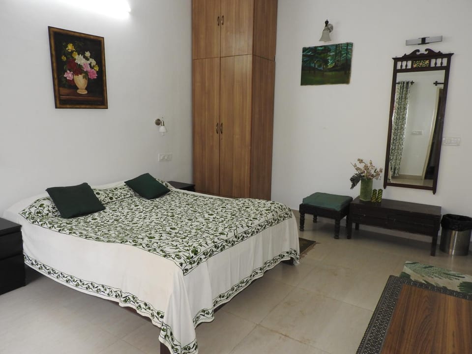 Bed, Photo of the whole room, Bedroom, wardrobe
