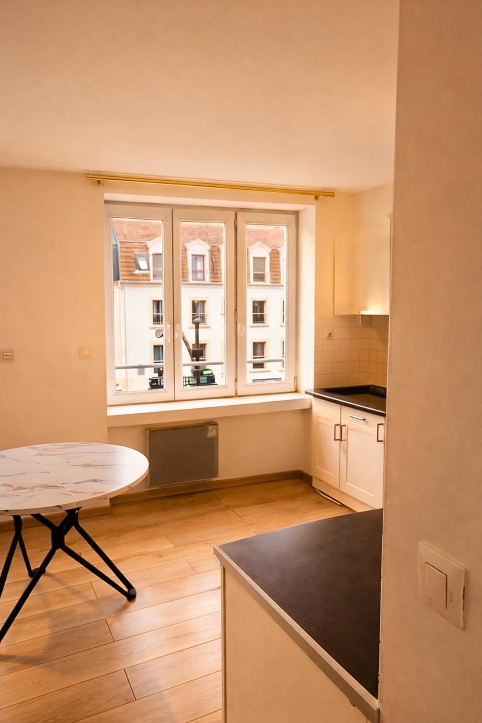 Centre Proche vieille ville et remparts-Appartement 50m2 Apartment in Hauts-de-France