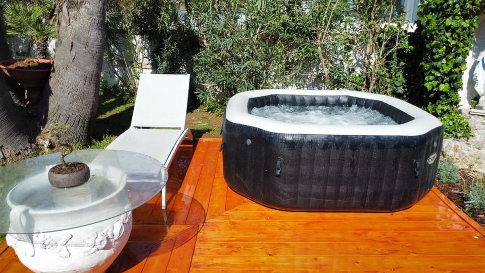 Day, Natural landscape, Hot Tub, Hot Tub