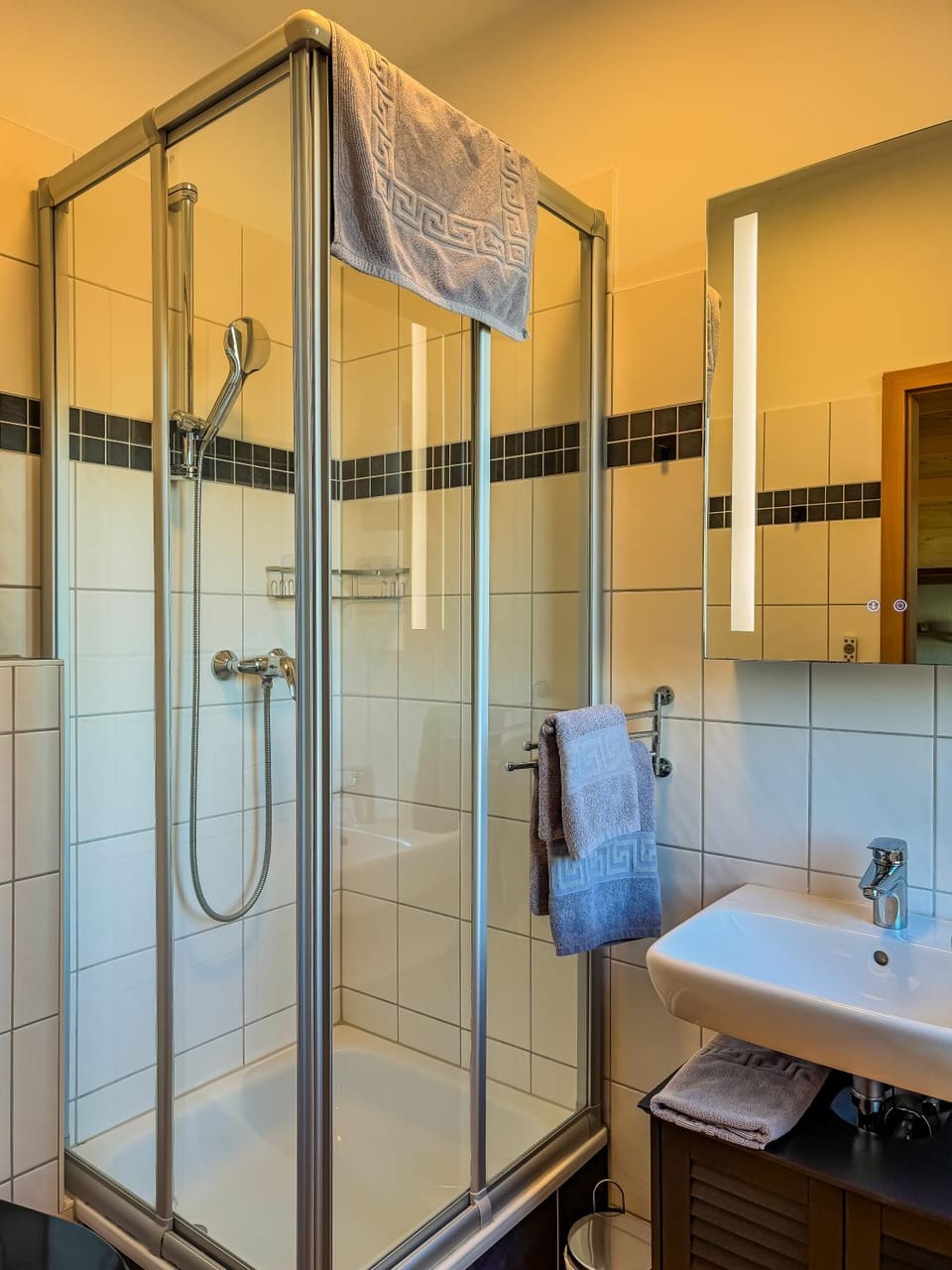 Shower, Bathroom
