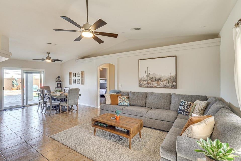Pool, Games & Views! Lake Havasu City Family Home House in Lake Havasu City