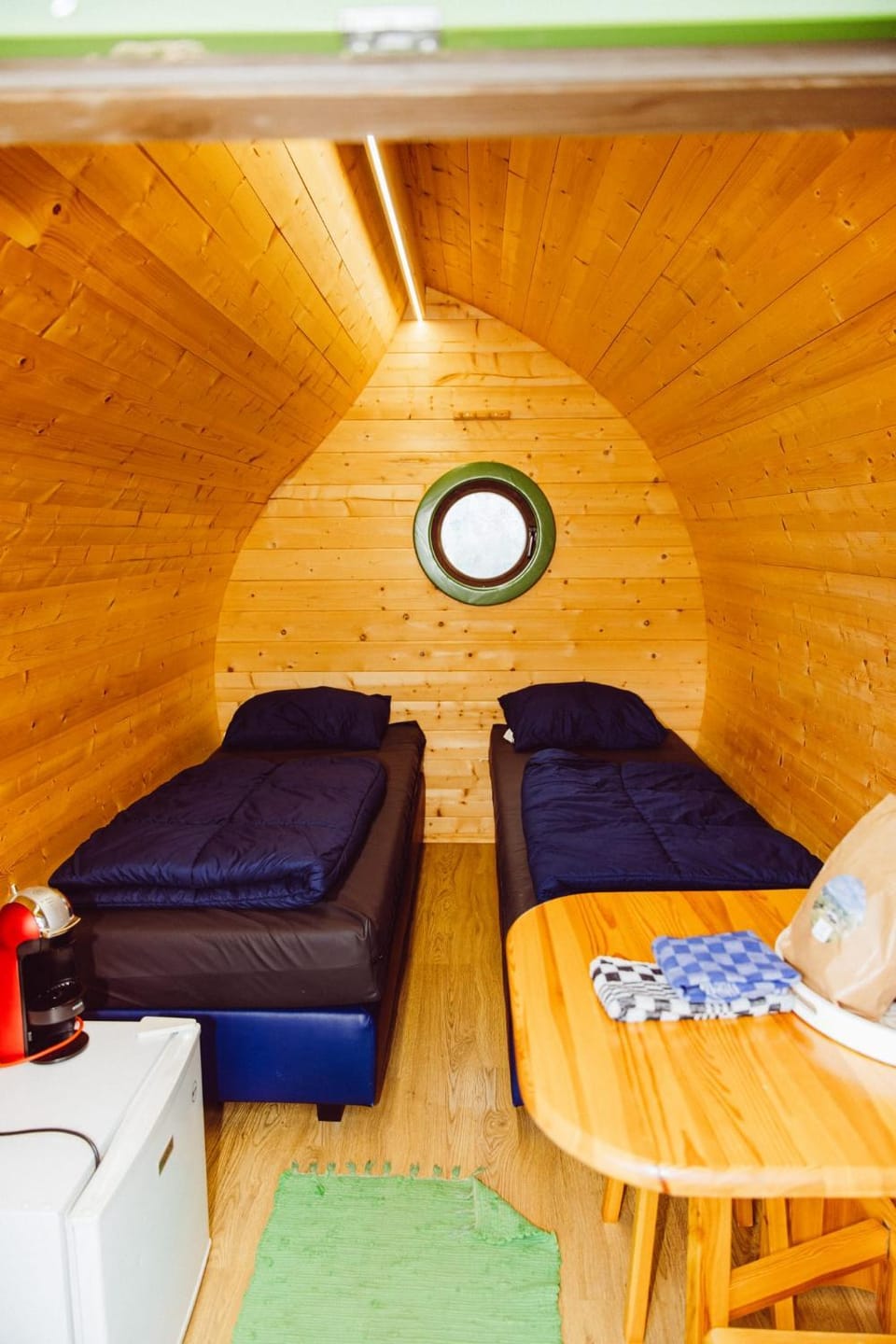 Leaf op het terrein accommodatie Woltzdal Campground/ 
RV Resort in Luxembourg