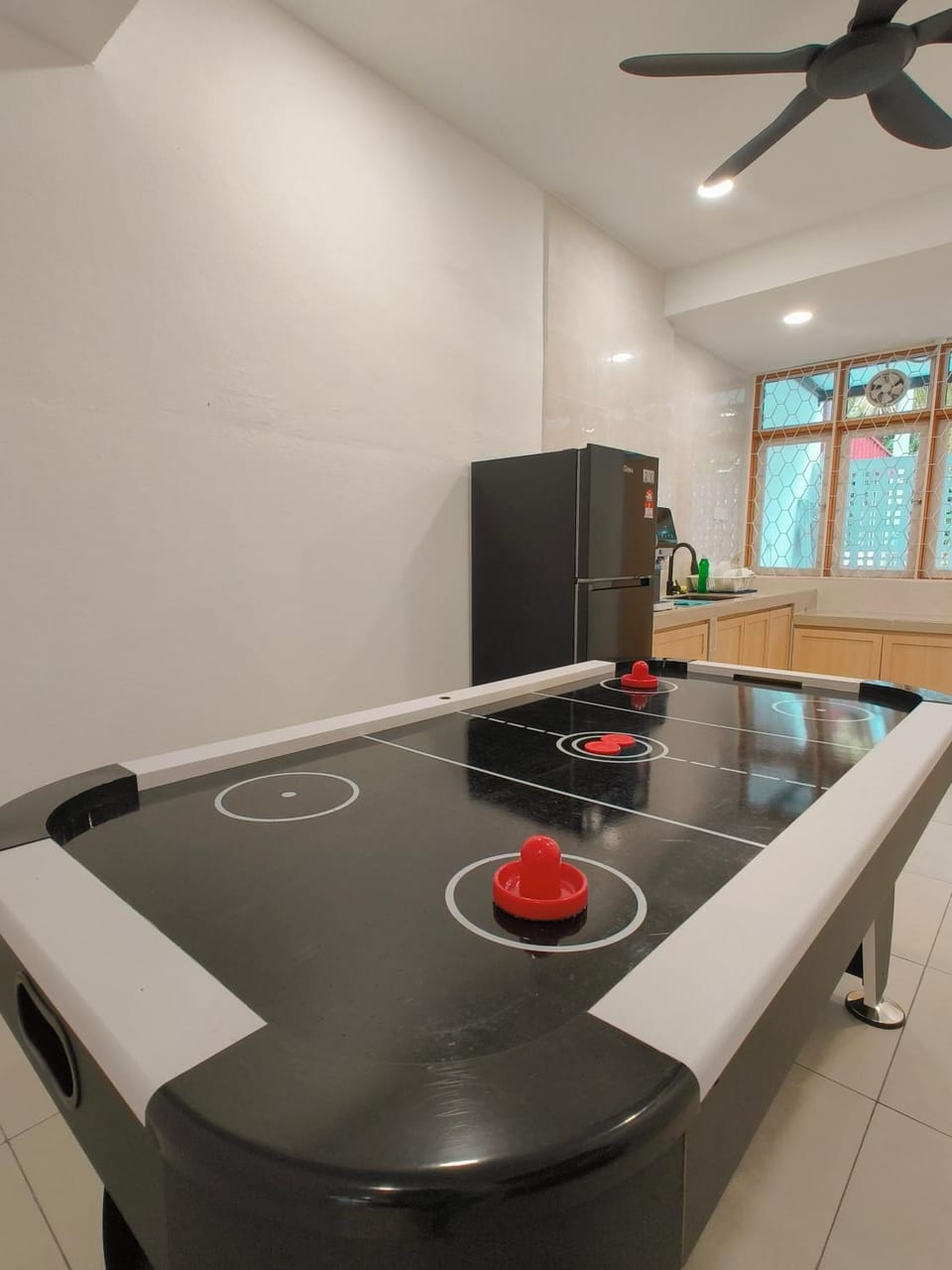 Kitchen or kitchenette, Evening entertainment