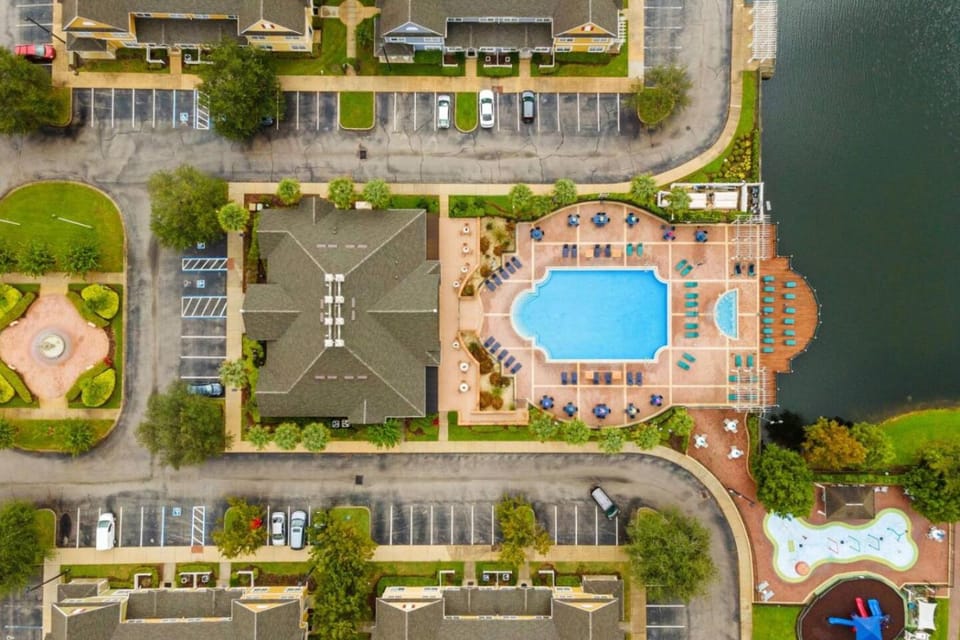 3 Bedroom 2 Bathroom Villas At Seven Dwarfs 25-105 House in Kissimmee
