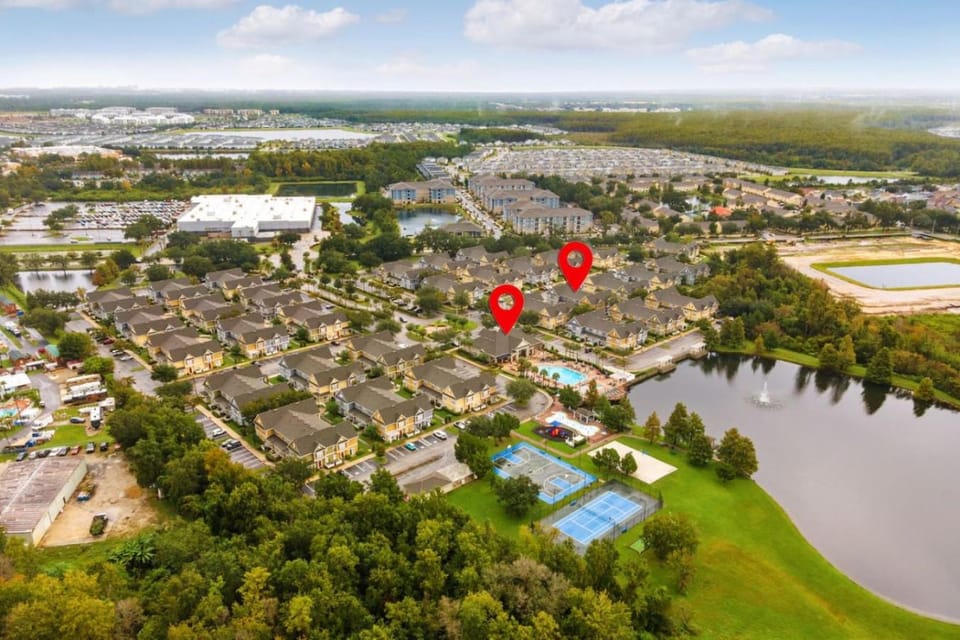 3 Bedroom 2 Bathroom Villas At Seven Dwarfs 25-105 House in Kissimmee