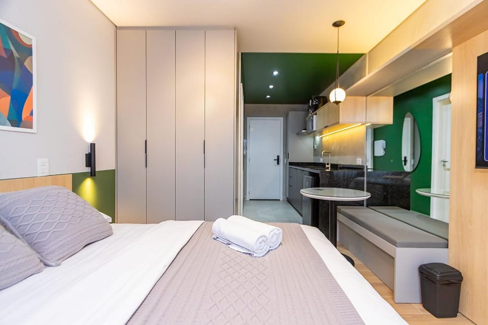 Studio Super Completo em Região Tranquila -EIX0202 Apartment in Curitiba