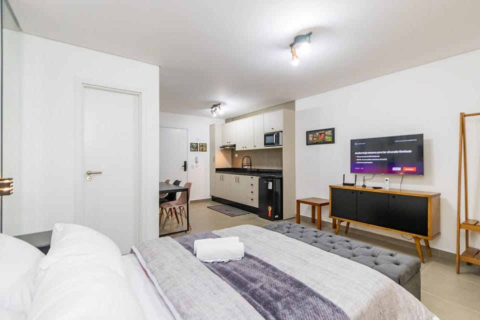 Studio Completo com Cama Auxiliar e Vaga - EIX0808 Apartment in Curitiba