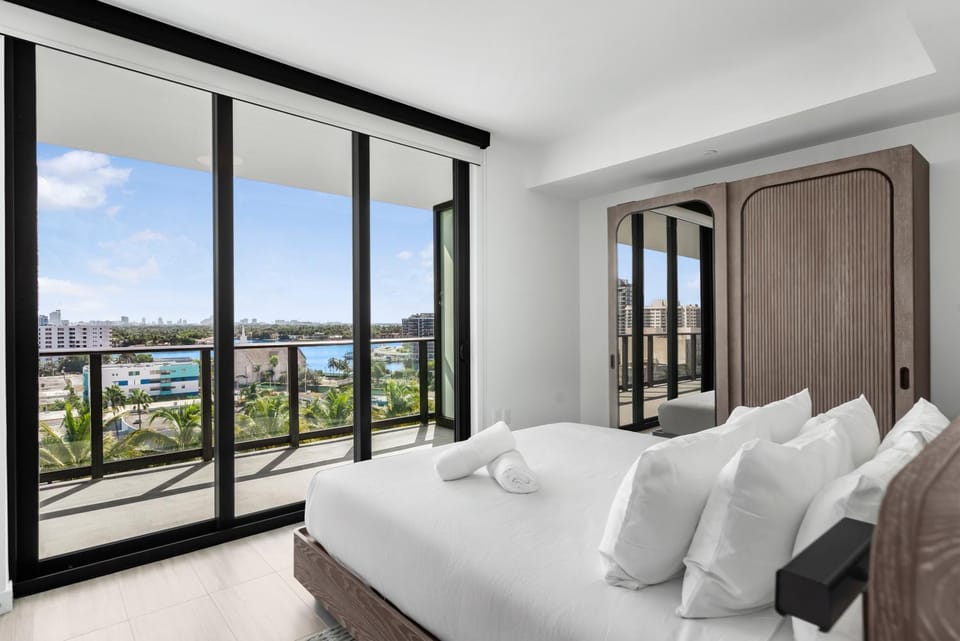 Bed, View (from property/room), Bedroom