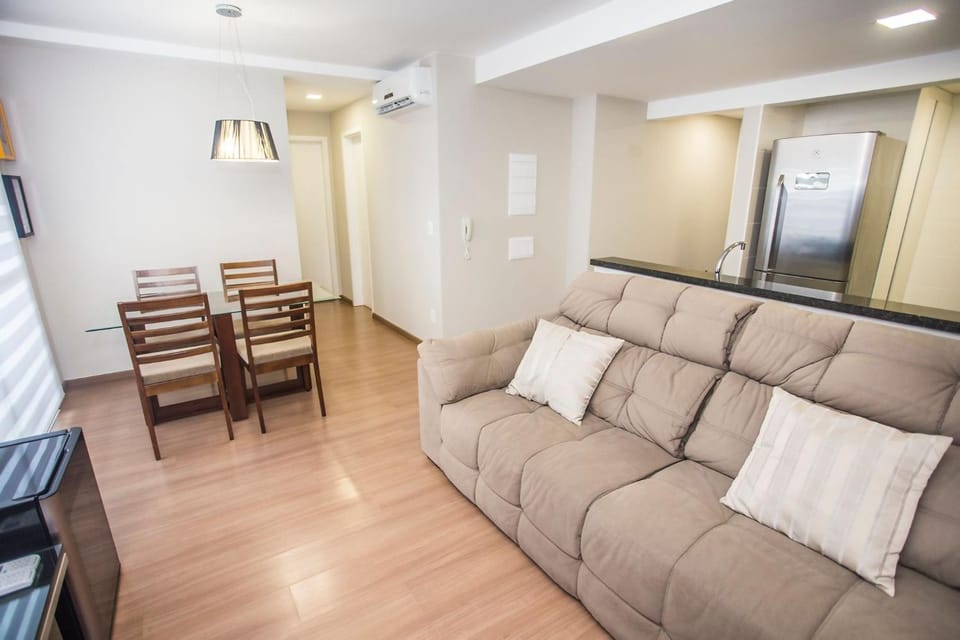 Apartamento de 2 Quartos Com Vaga - HUB1006A Apartment in Curitiba