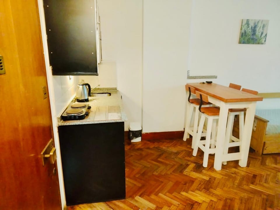 Kitchen or kitchenette, kitchen