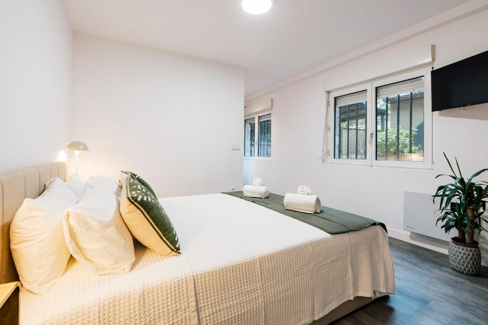 Apartamentos y Pensión El Campanu Bed and Breakfast in Asturias