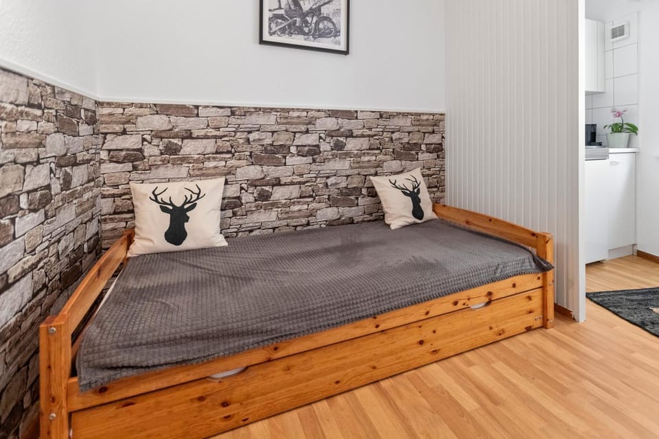 Bed, Kitchen or kitchenette, Photo of the whole room, Bedroom