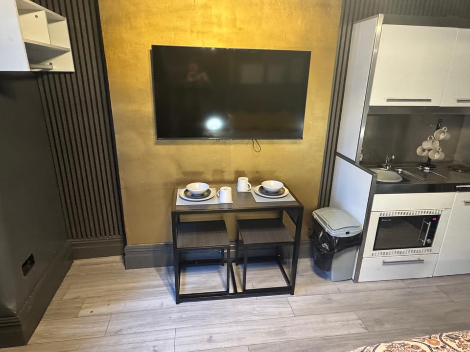 TV and multimedia, Dining area