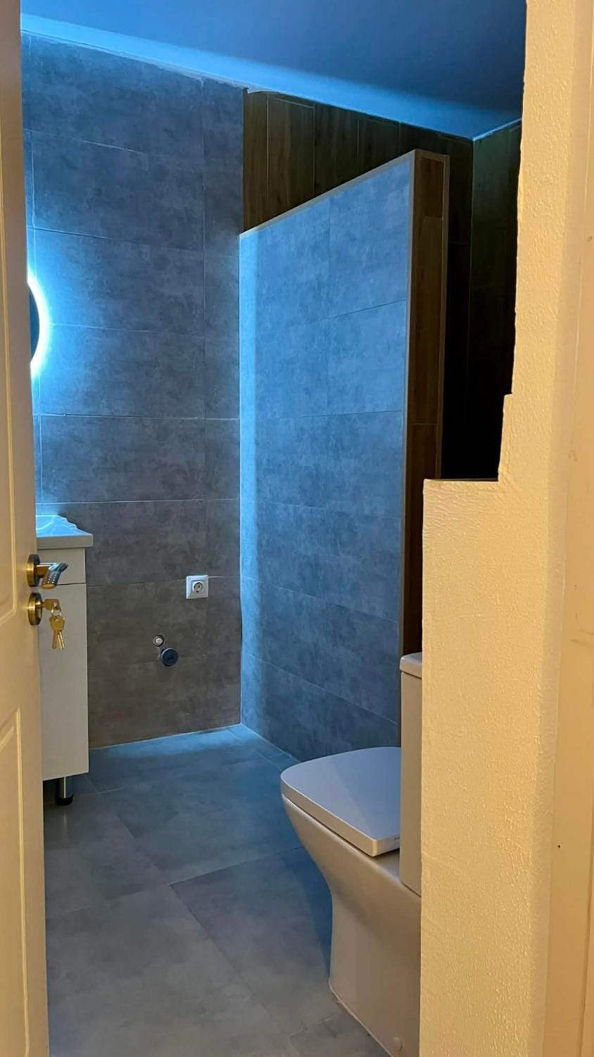 Toilet, Bathroom