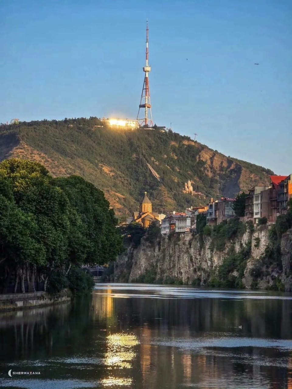Mountain view, River view