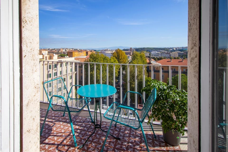 Natural landscape, View (from property/room), Balcony/Terrace