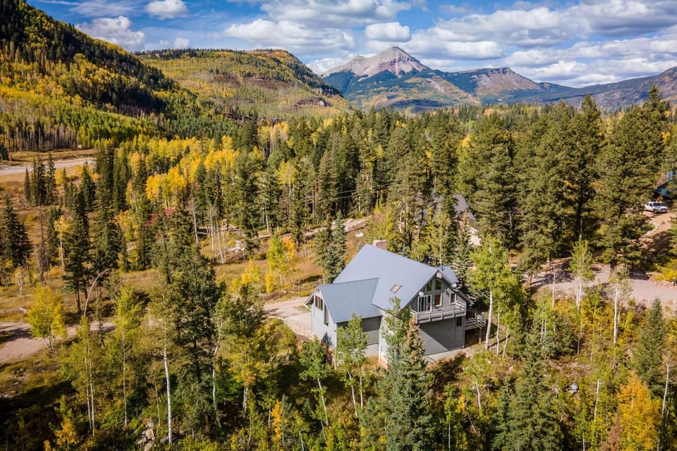 Game Room + Views: Cabin Near Purgatory Resort! Cabin in La Plata County