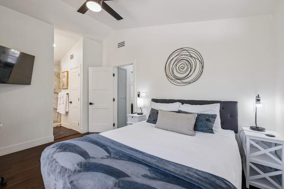 Taylor Street Retreat A- Downtown Phoenix -Walkable House in Phoenix