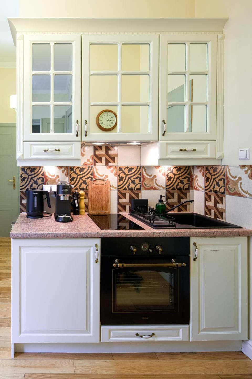 Kitchen or kitchenette, oven, stove