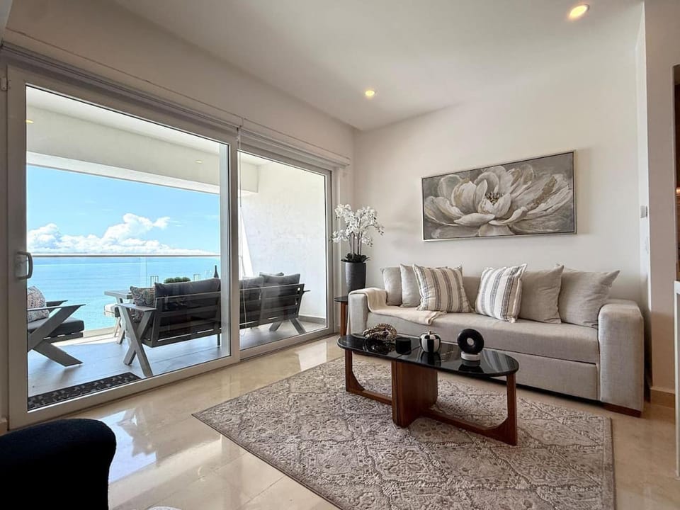 Moikkarentals Beachfront 1BR Harbor171-N1702 PV Apartment in Puerto Vallarta