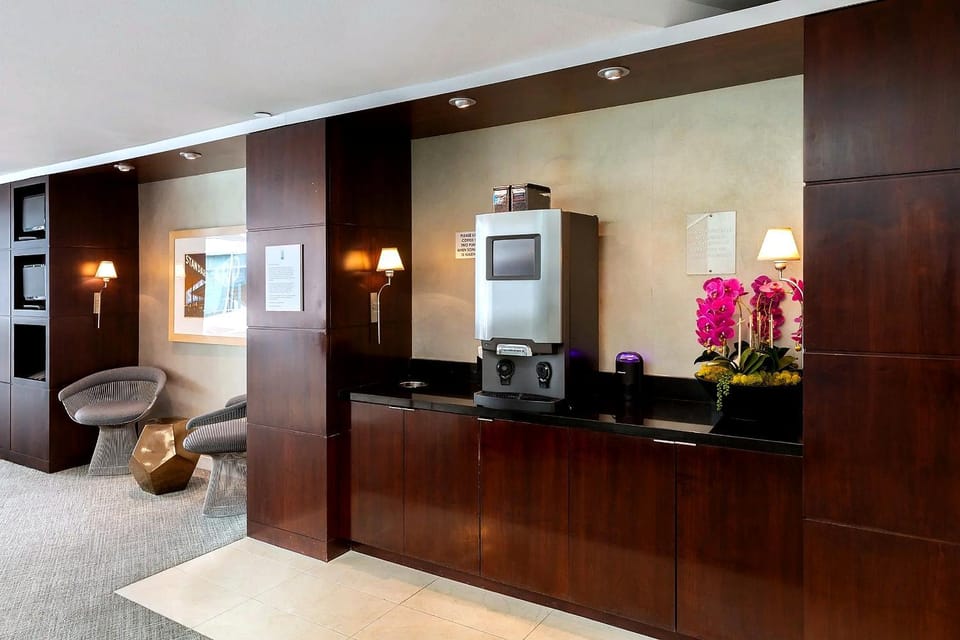 Communal lounge/ TV room, TV and multimedia