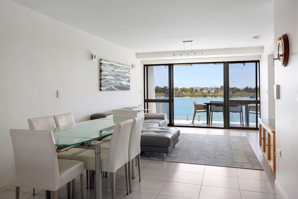 Balcony/Terrace, Living room
