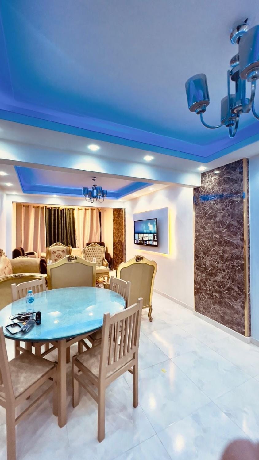 Luxury home at Mokatam heights Apartment in Cairo Governorate