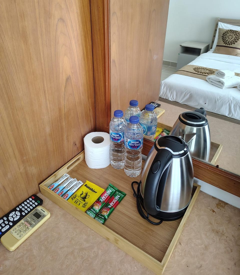 Coffee/tea facilities