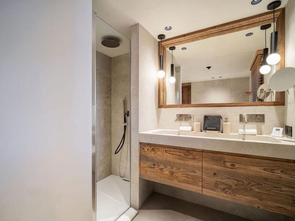 Chalet moderne à Courchevel avec sauna et jacuzzi - FR-1-562-89 Chalet in Saint-Bon-Tarentaise