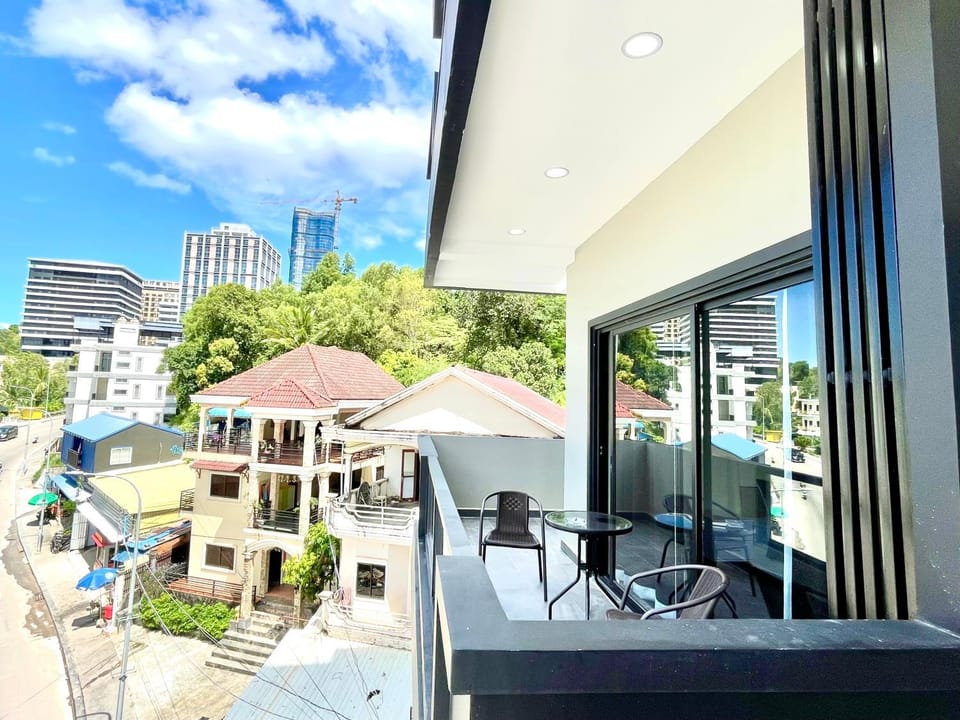 Property building, Balcony/Terrace