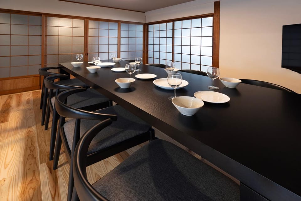 TV and multimedia, Dining area