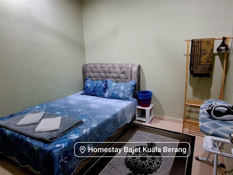 Homestay Kuala Berang Bonda Full Aircond Wifi & Netflix House in Terengganu, Malaysia