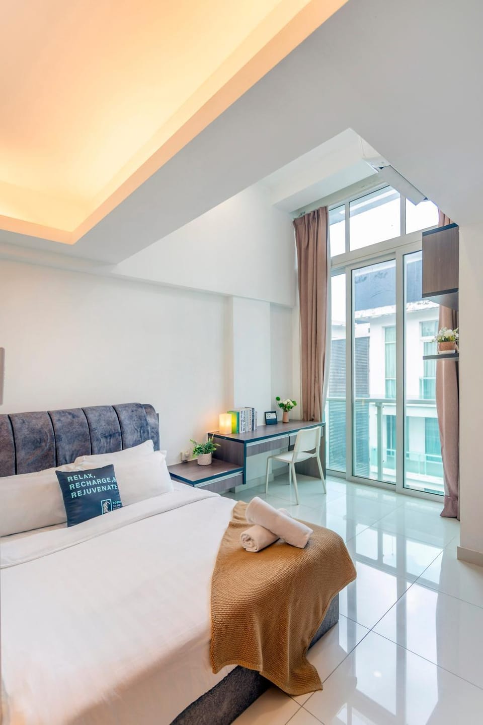 Bed, Bedroom