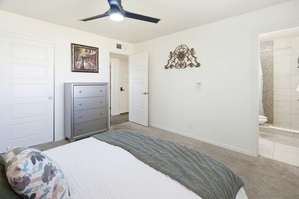 Modern Villa Comphy Stay in Tempe with pool House in Tempe