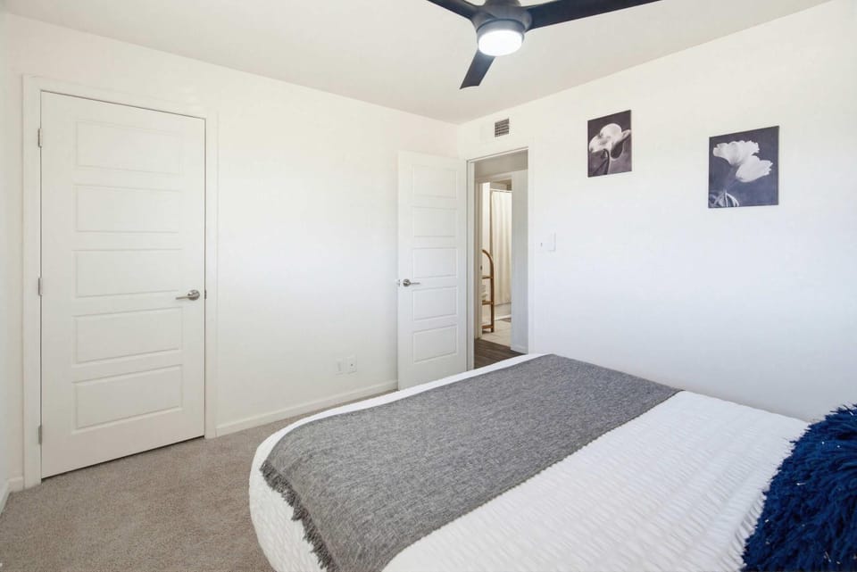 Modern Villa Comphy Stay in Tempe with pool House in Tempe