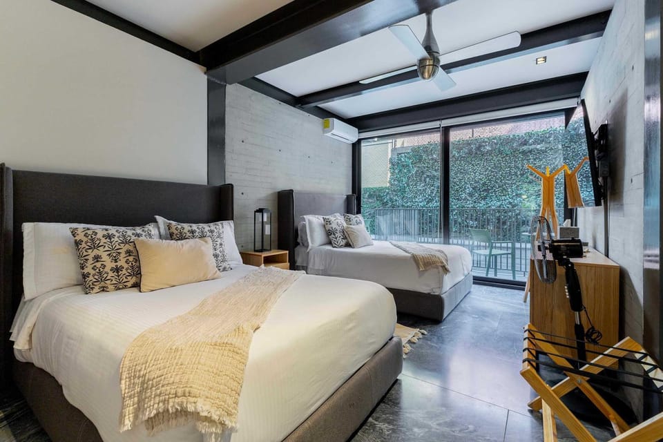 Artful Living in Polanco 3BR w Fast Wifi Apartment in Mexico City