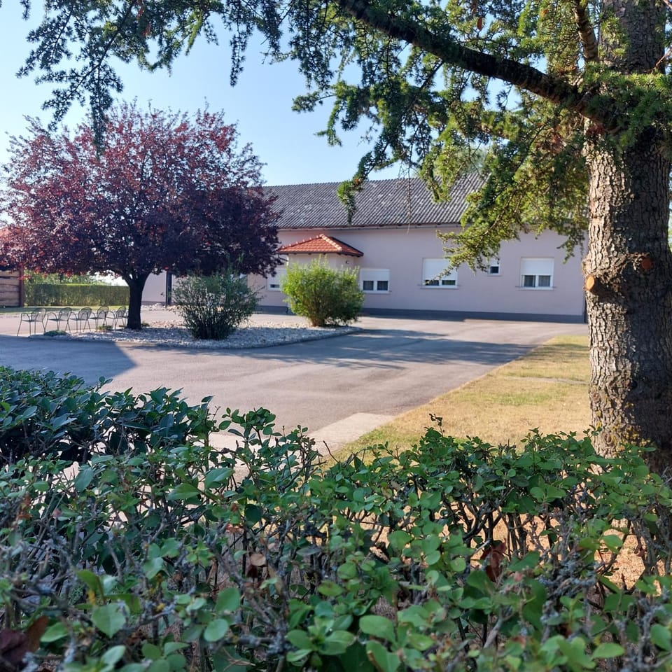 Property building, Day, Natural landscape