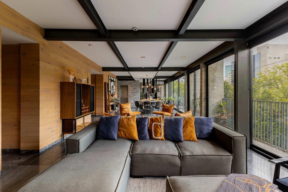 Capitalia Luxe 3BR w balcony Near to Masaryk Apartment in Mexico City