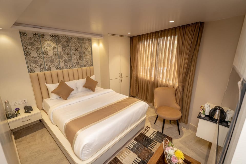 Bed, Photo of the whole room, Bedroom