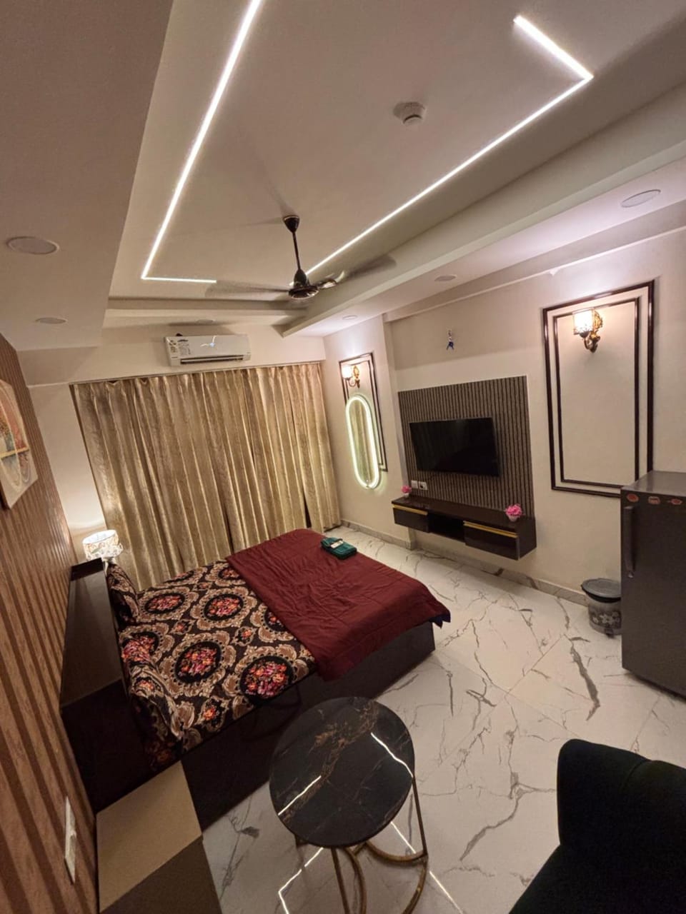 Urban Nook Studio Apartment in Noida