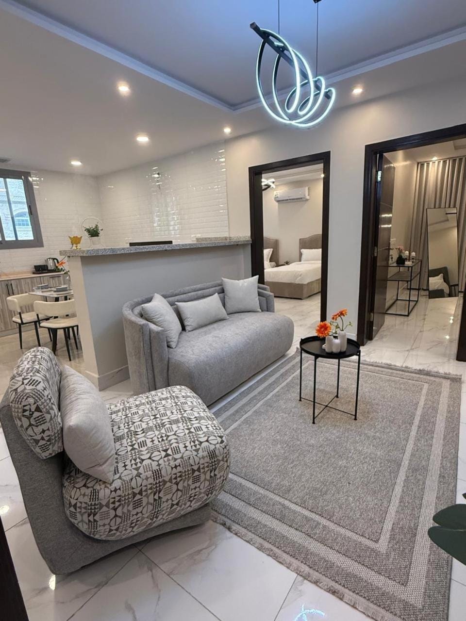 Kitchen or kitchenette, Living room, Seating area