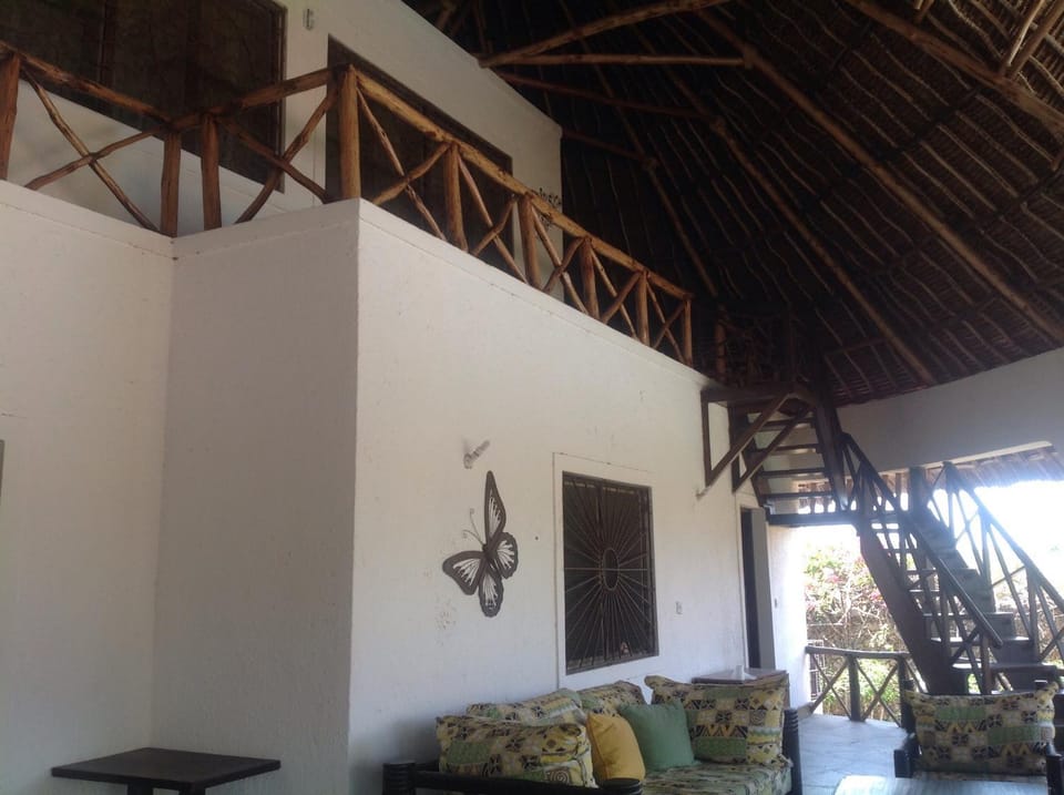 Queen K Cottages Watamu At Chrystal Homes Country House in Kenya